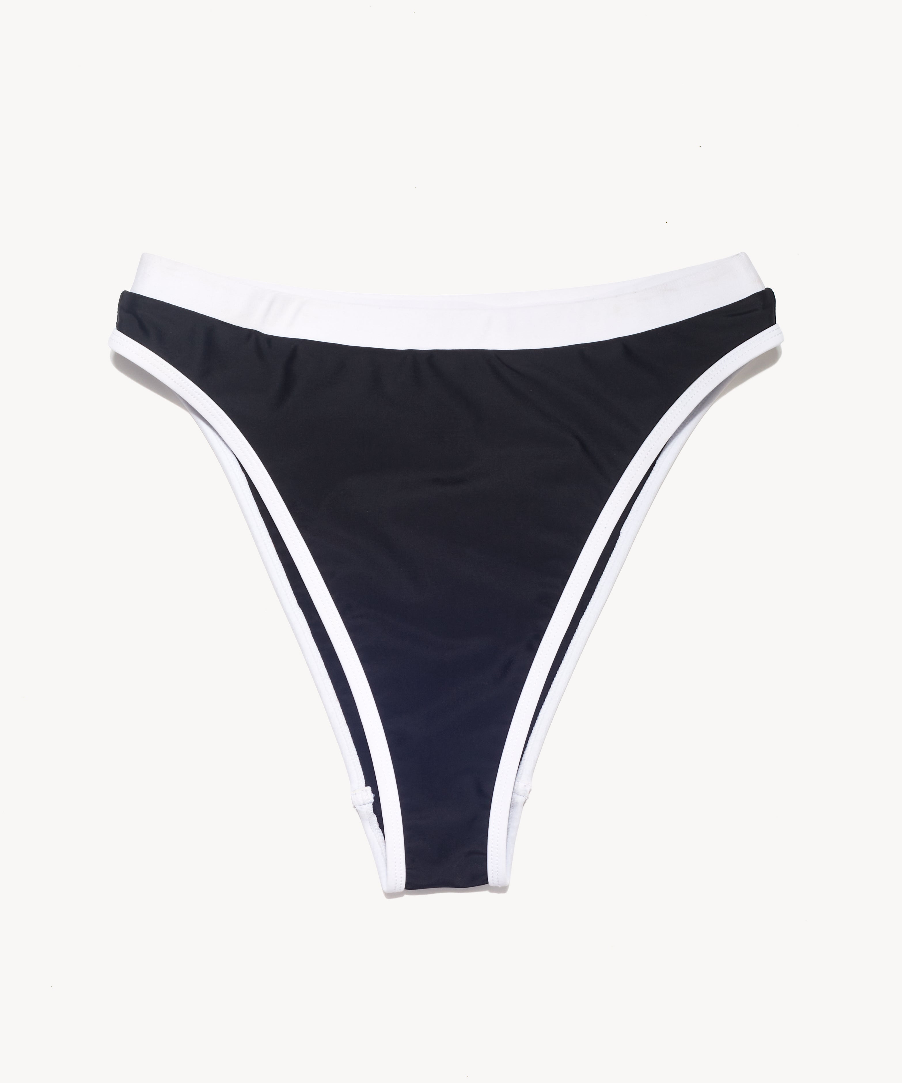 WW_black_highwaist02.jpg